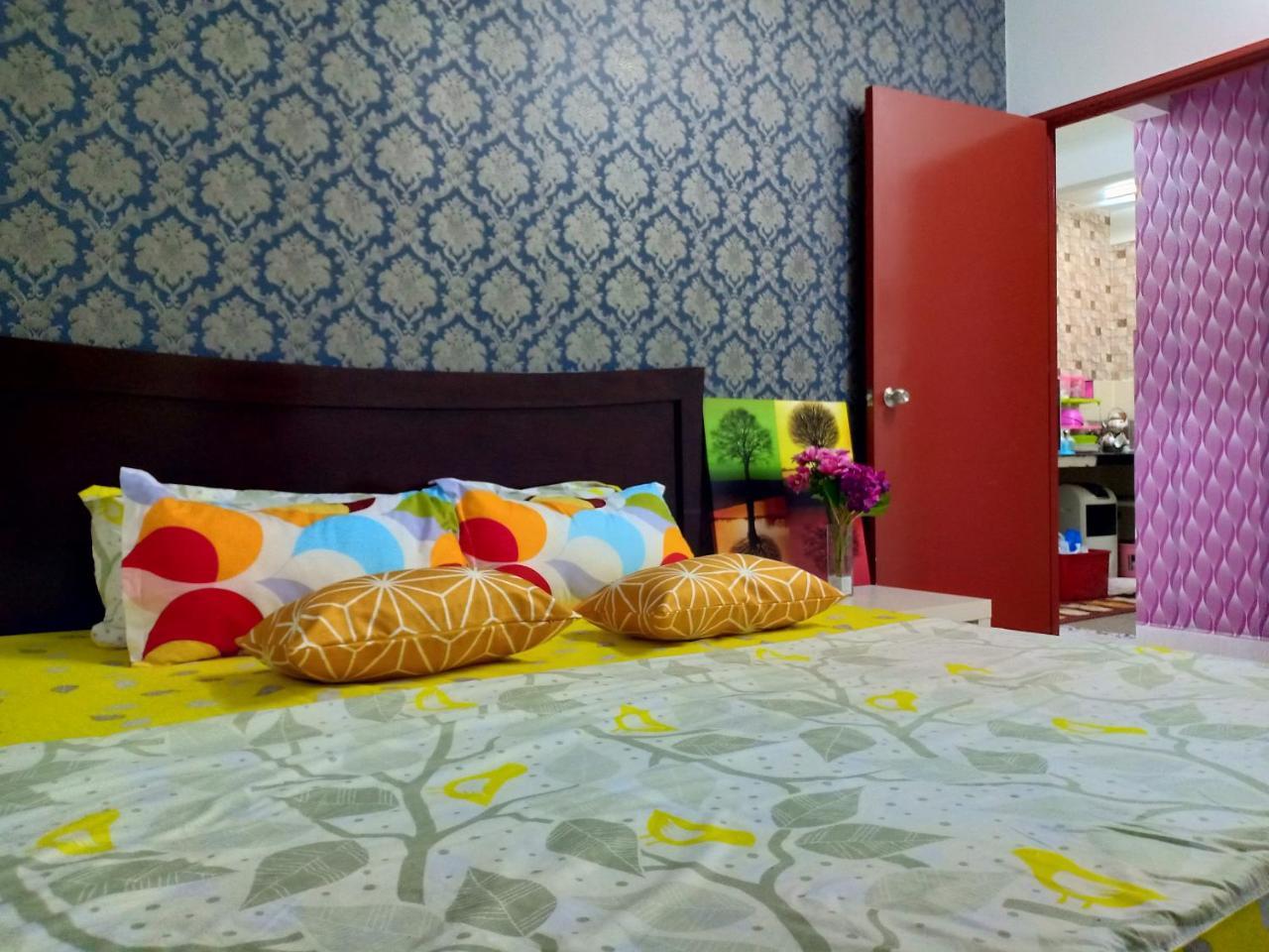 Casa Inderaloka Pantai Batu Buruk Kuala Terengganu